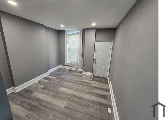 500 N Port St — Photo 5