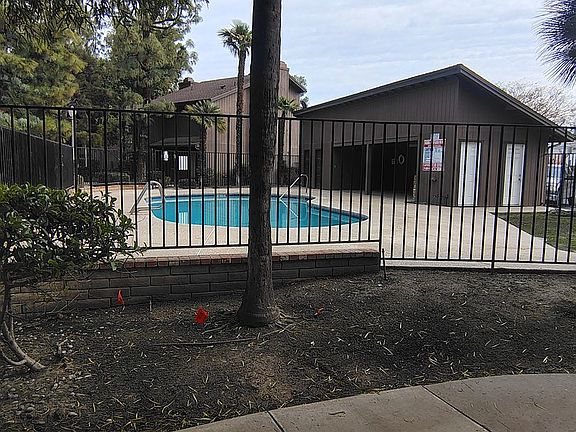 3rd image of 1852-1978 Whitley Ave #1943-1961