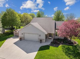 609 Donna St, Chilton, WI 53014