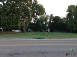 102 Alexander Rd, Mt Pleasant, TX 75455