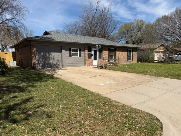 7425 Deaver Dr, North Richland Hills, TX 76180