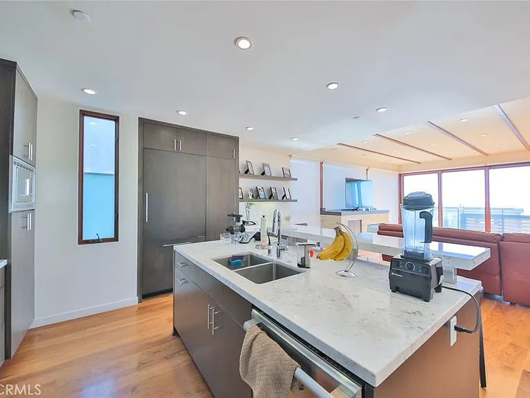 104 Manhattan Ave — Photo 14