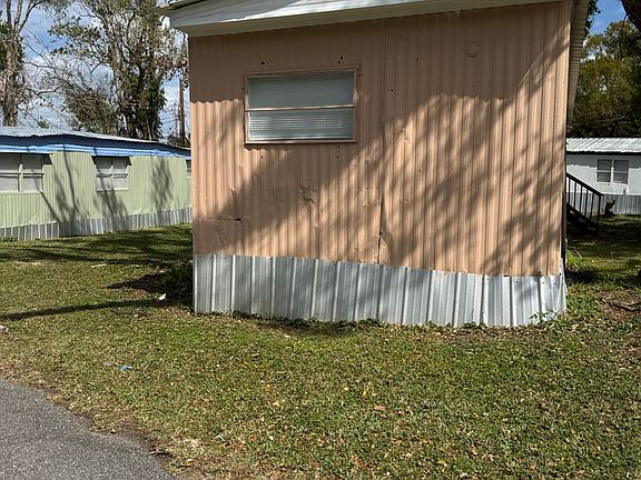 2nd image of 405 Union Dr #12