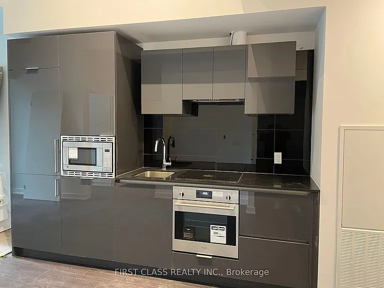 121 Saint Patrick St #1109 — Photo 2