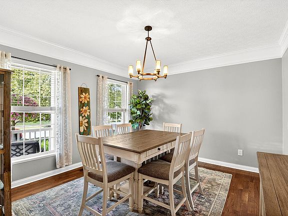 5th image of 1488 Idlewild Dr