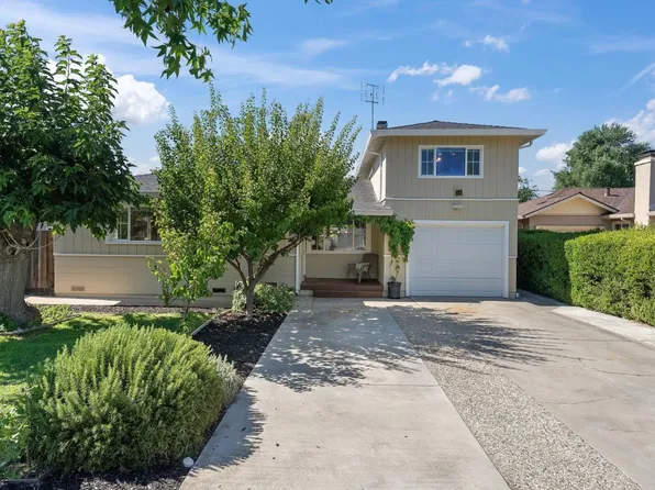 1445 Blackstone Ave, San Jose, CA 95118