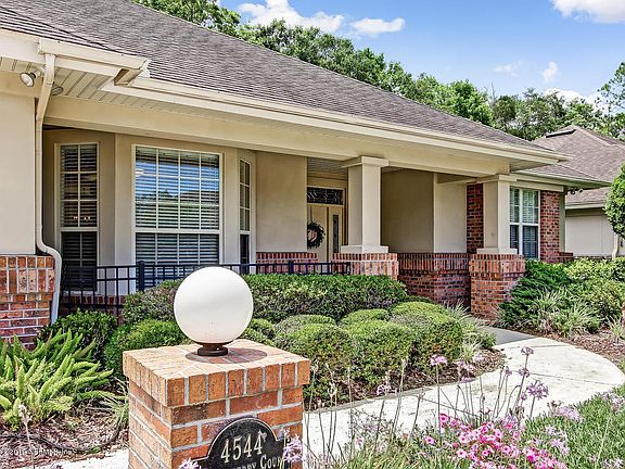 3rd image of 4544 Silver Berry Ct