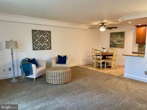 120 N Bethlehem Pike APT B106, Fort Washington, PA 19034