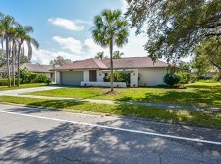 4119 Center Gate Blvd, Sarasota, FL 34233