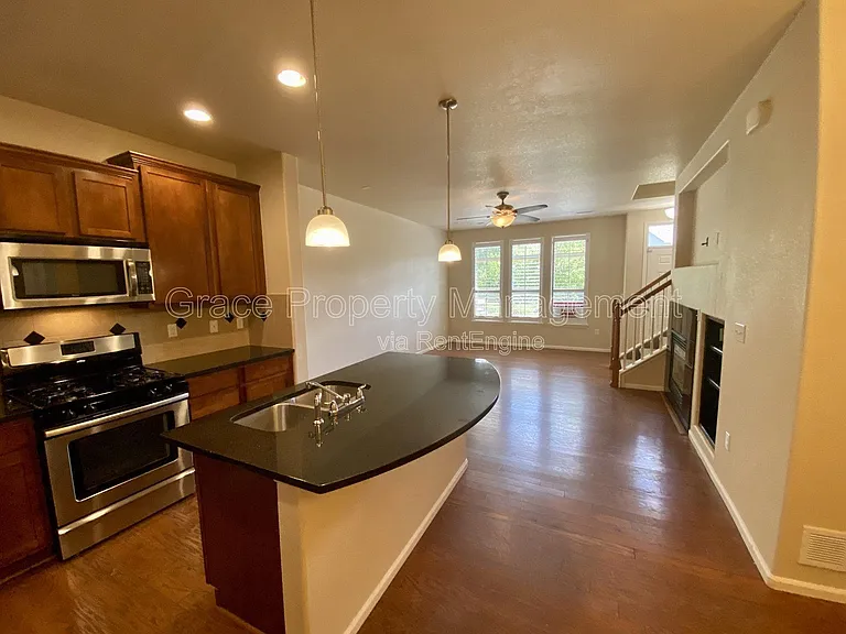 8934 E Otero Pl — Photo 3