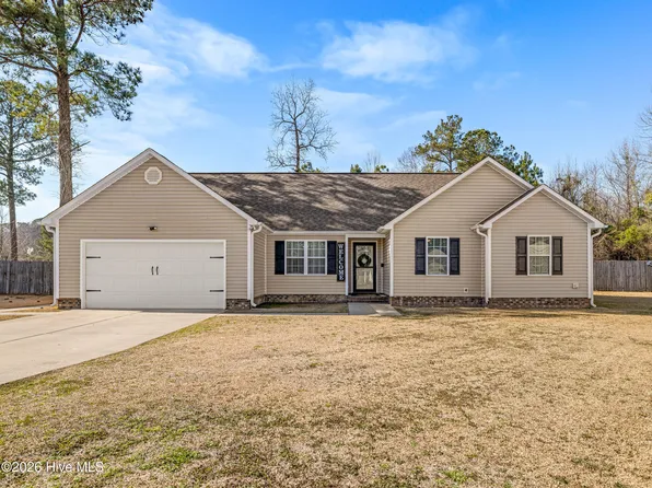 123 Walnut Hills Drive, Richlands, NC 28574