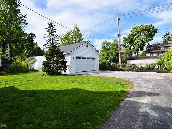 5th image of 2876 Woodbury Rd