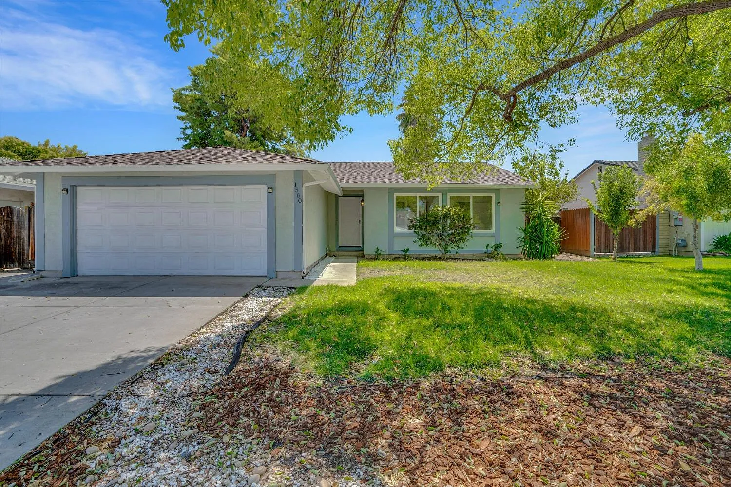 1560 Hurley Ct photo 1