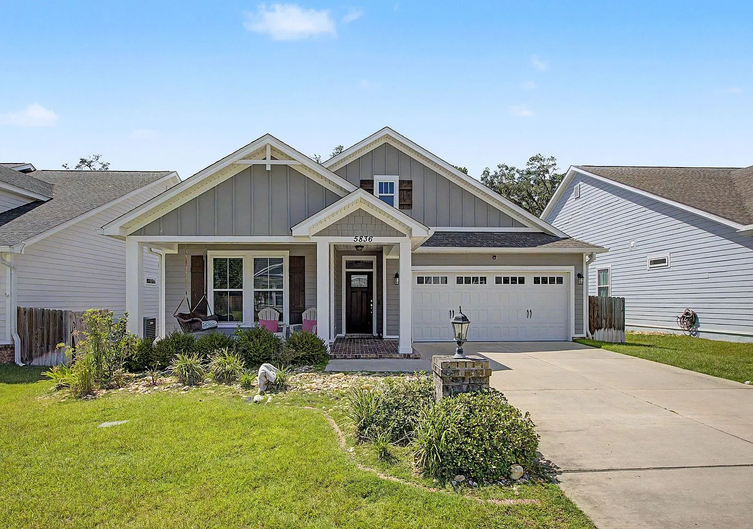 3 Bed / 2 Bath Large Home off Ox Bottom! — Photo 2