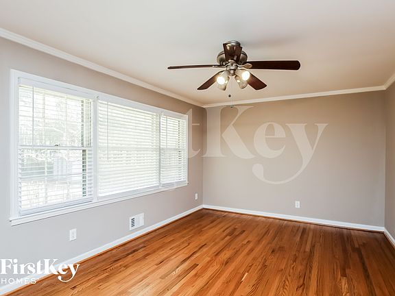 5th image of 4336 Lake Laurel Dr SE