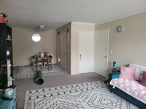 3rd image of 2276 Knob Hill Dr APT 6