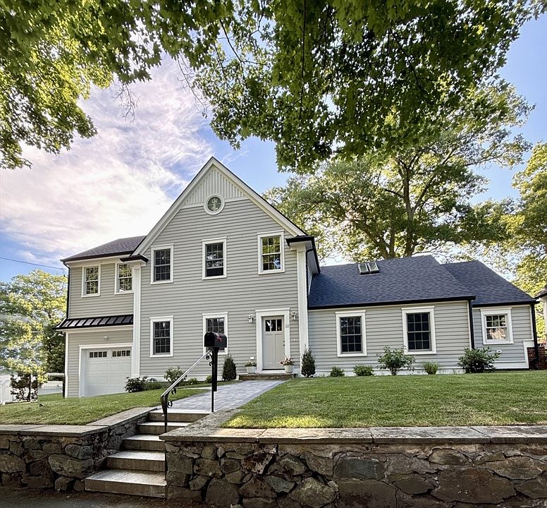 1st image of 32 Hickory Cliff Rd