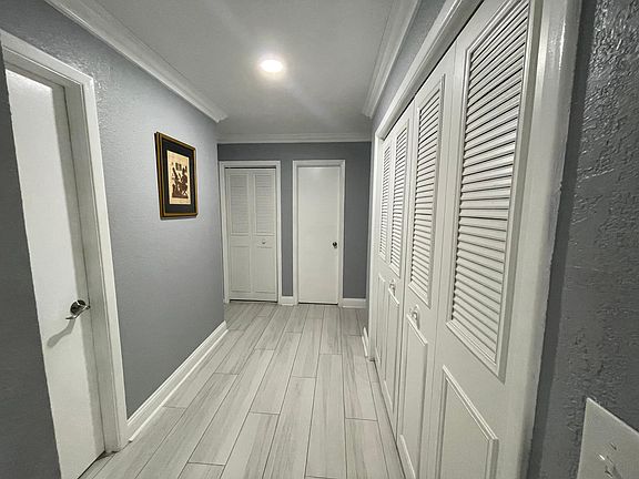 2nd image of 6401 Brook Hollow Ct
