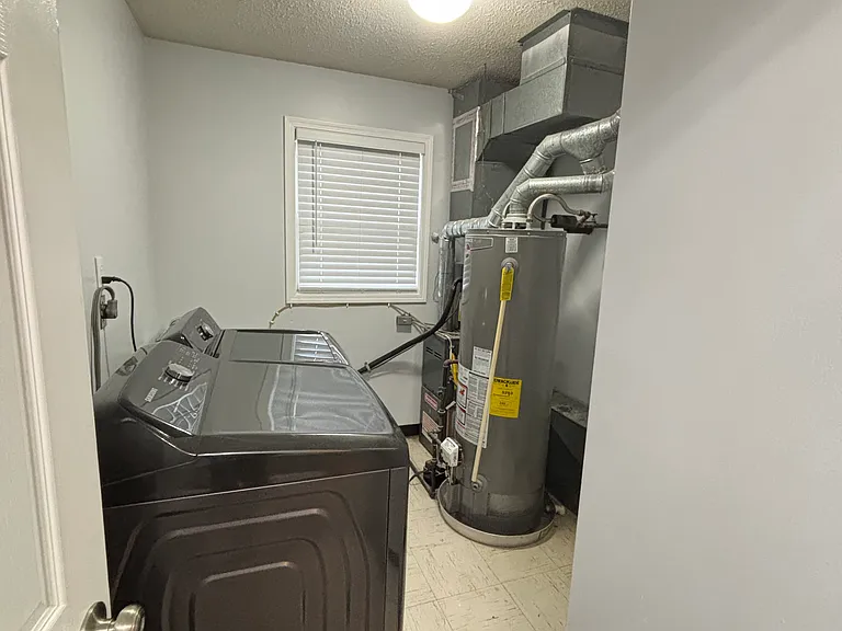 285 E Park Dr — Photo 7