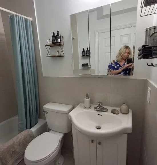 256 Lakeshore Rd E #3 — Photo 6