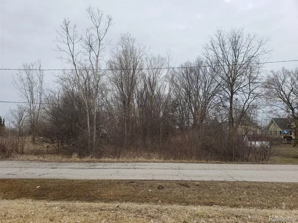 0 Lincoln Manor Dr, Flint, MI 48507