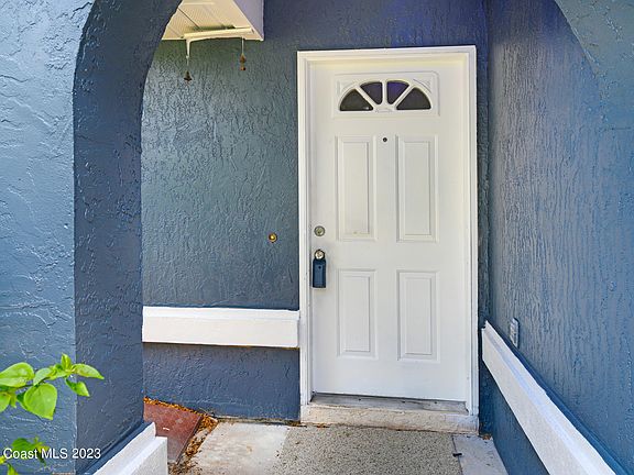 4th image of 5060 Walton Ave