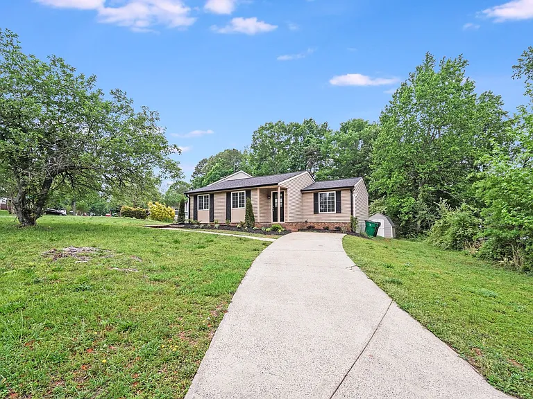 5001 Forest Mountain Ct — Photo 19