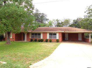 119 Charles St, Crockett, TX 75835