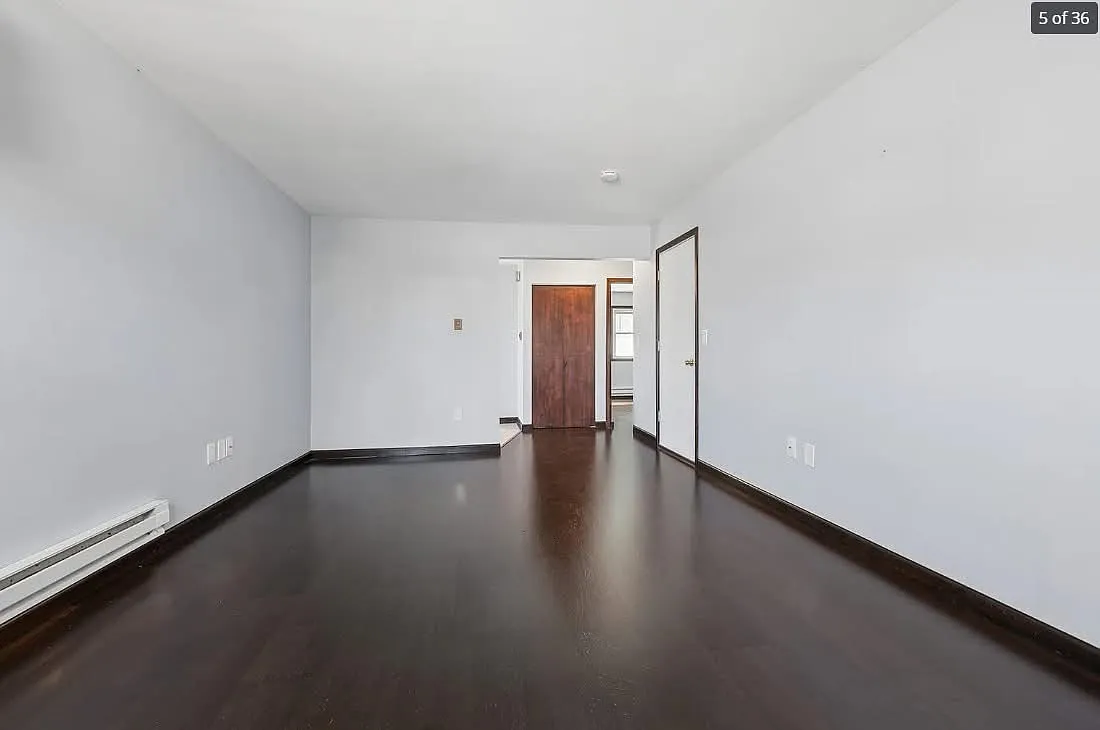 Building Photo - 1162 N Ohio St