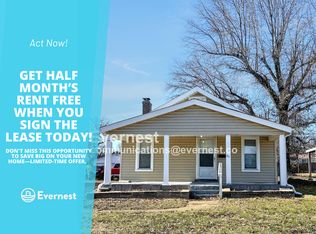 221 La Motte Ln, Saint Louis, MO 63135