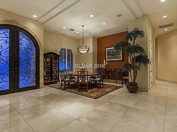 5th image of 9417 Verlaine Ct #0