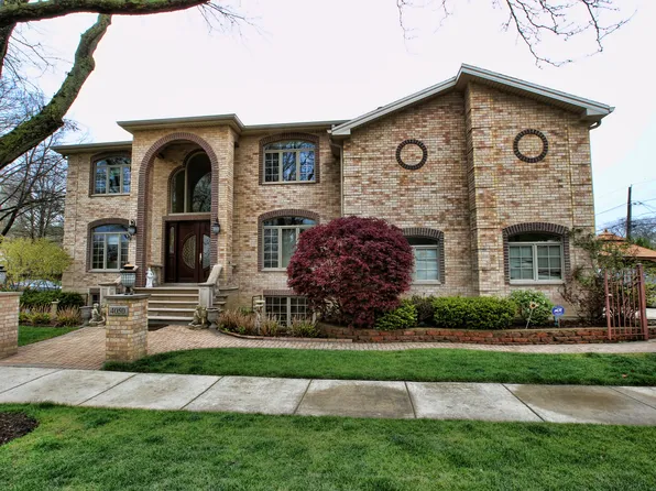 4050 Birchwood Ave, Skokie, IL 60076