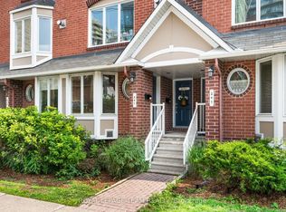241 Lyon St N, Ottawa, ON K1R 1B4