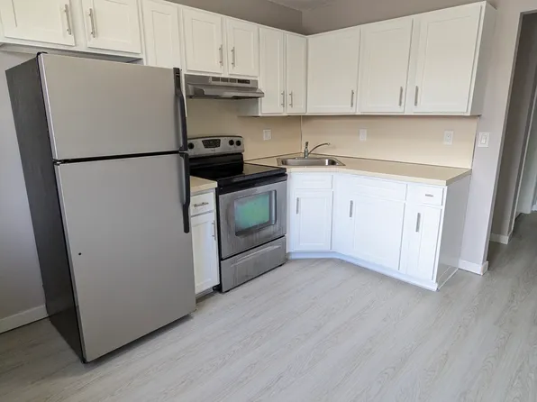 1358 Meriden Rd APT 15, Waterbury, CT 06705