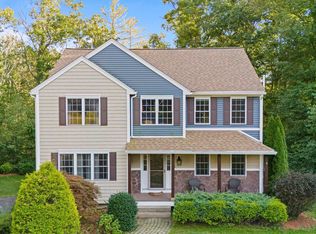 6 Fletcher Rd, Windham, NH 03087