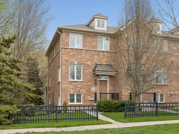 495 Mearns Ave, Clarington, ON L1C 5M5