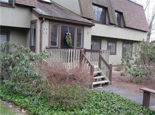 2 Byron Dr, Avon, CT 06001