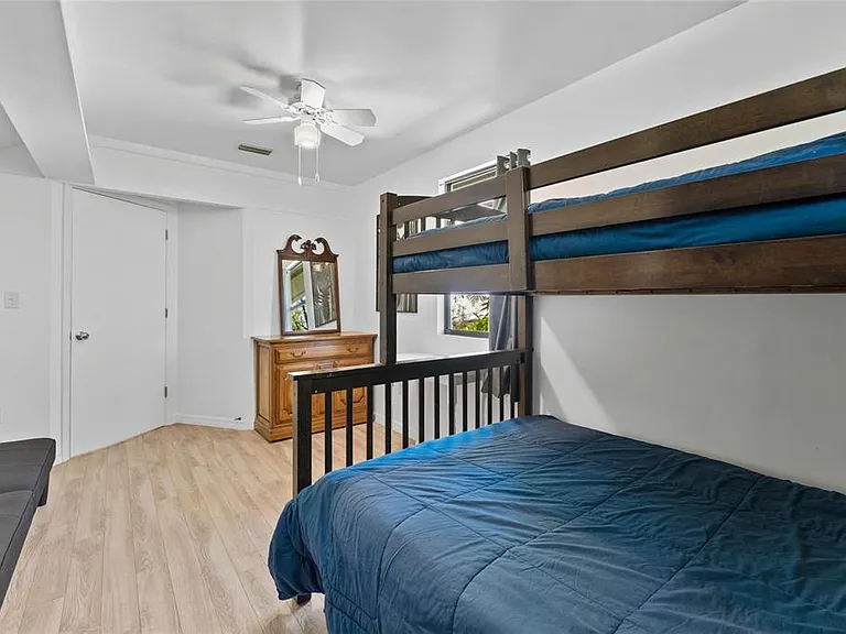 515 Crystal Beach Ave — Photo 36