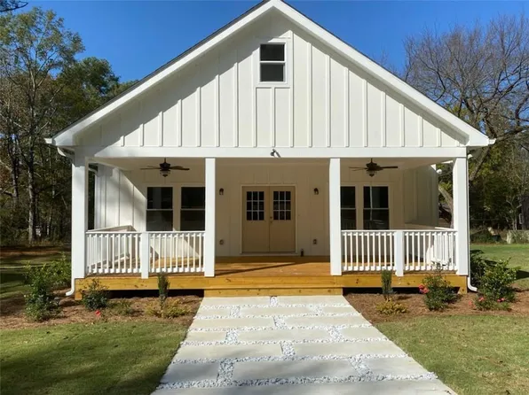 137 Cole Lake Rd, Dallas, GA 30157