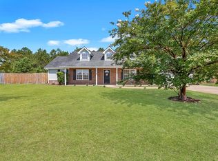 179 Parish Loop NE, Hinesville, GA 31313