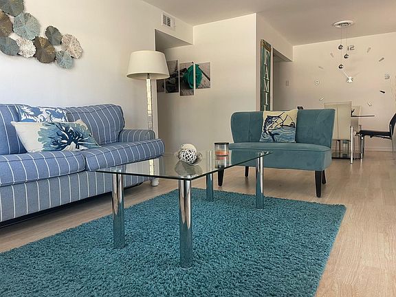 3rd image of 1409 Lake Ave APT 1