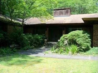 107 Overbrook Dr, Greenwood, SC 29649