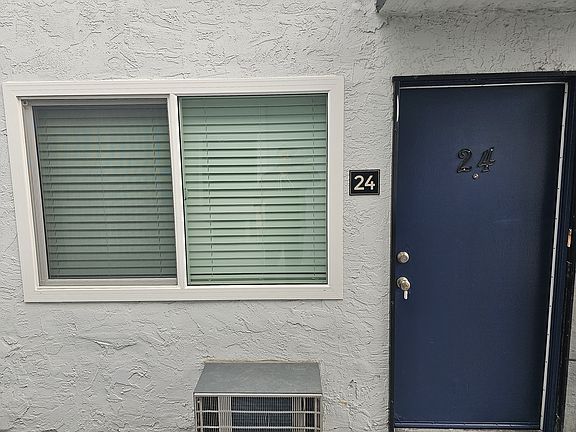 5th image of 575 28th St #24