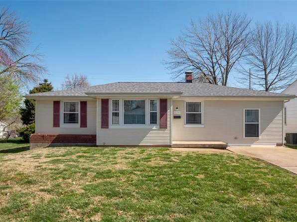 628 N Briegel St, Columbia, IL 62236
