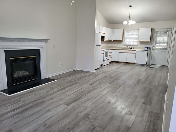 4th image of 4102 Elkin Ridge Dr