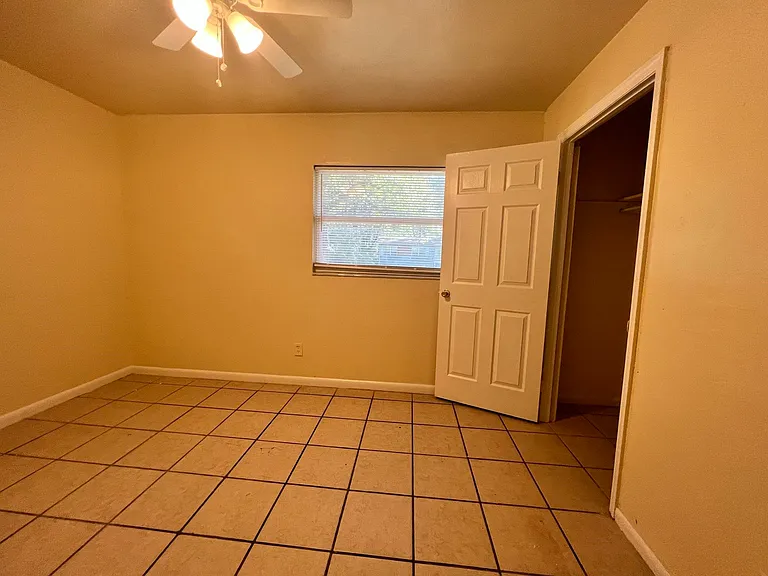 2908 Garfield St — Photo 10