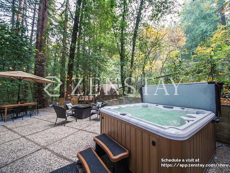 Hot tub