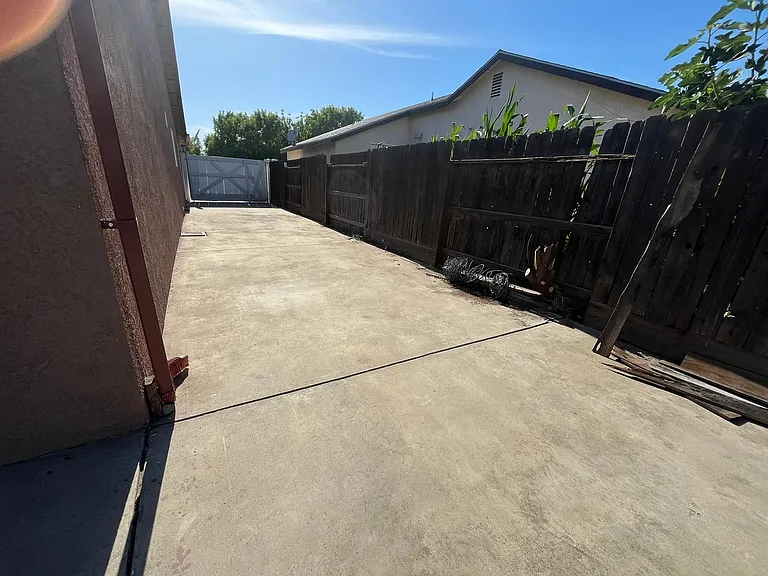 1030 S Vista St — Photo 29
