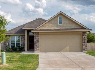 1393 Kingsgate Dr, Bryan, TX 77807