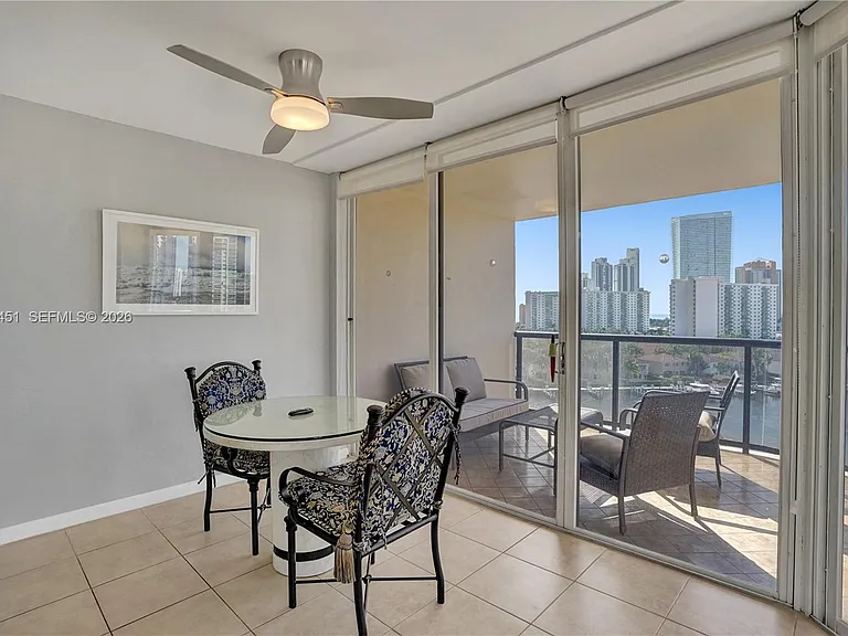 19667 Turnberry Way #9B — Photo 25